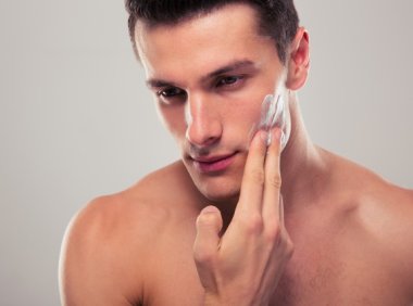男生要怎样护理皮肤 护理皮肤的4个方法