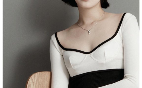 超越美貌的存在:金高银最新杂志图片,高级气质永远学不来