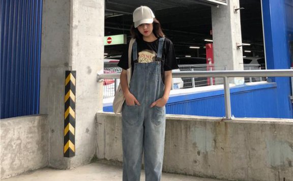 夏天阔腿裤怎么穿 阔腿裤的穿搭方法