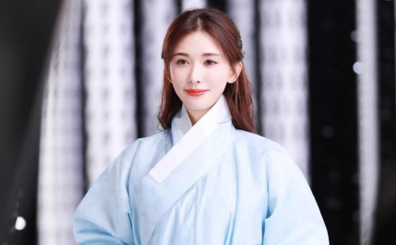 美女姐姐林志玲肤白貌美古典优雅装扮图片