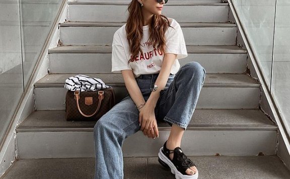 夏季解放双脚的轻盈鞋款：编辑精选3款Nike凉鞋