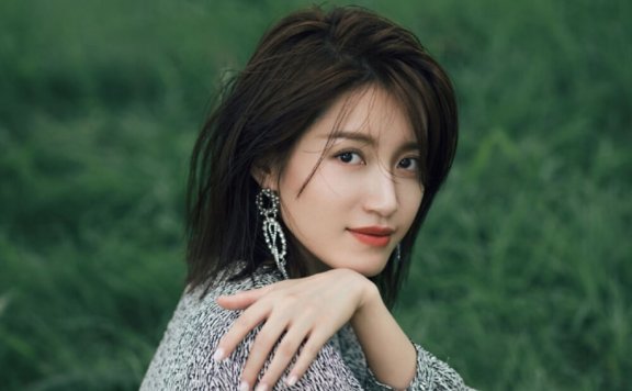 内地女演员苏青夏季优雅女神写真图片
