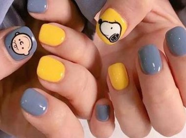 抖音最火美甲涂鸦出炉 这些高颜值美甲图片连泫雅都难自控