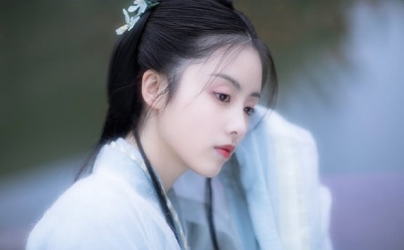 章乐韵古装扮相唯美写真图片