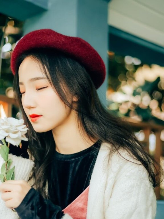 插花气质美女唯美写真图片欣赏