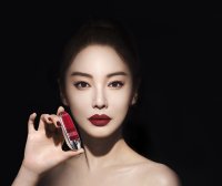 型色由我正当红 法国娇兰宣布张雨绮担任品牌彩妆大使
