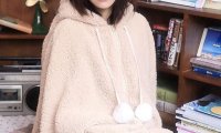 我一开始反抗后来舒服 老公睡觉时非要把手放里面