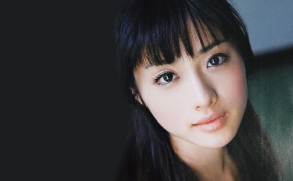 石原里美日杂风胶片早期甜美写真套图