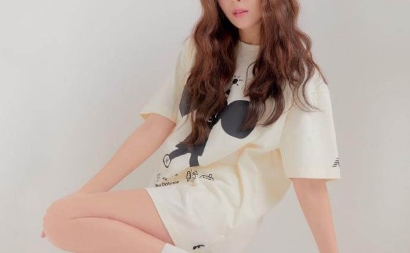 性感女神郑秀妍红色短裙个性写真图片合集