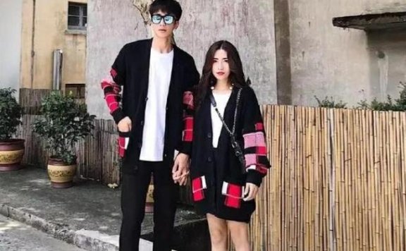 有没有适合情侣在秋季穿的时尚服装?