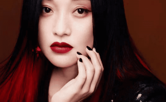 周迅狐狸妆梦回画皮,眼神魅惑大秀小蛮腰