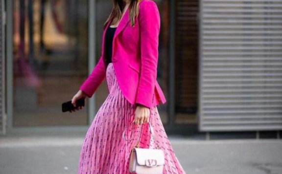 哪些小裙子穿起来复古高级又优雅?