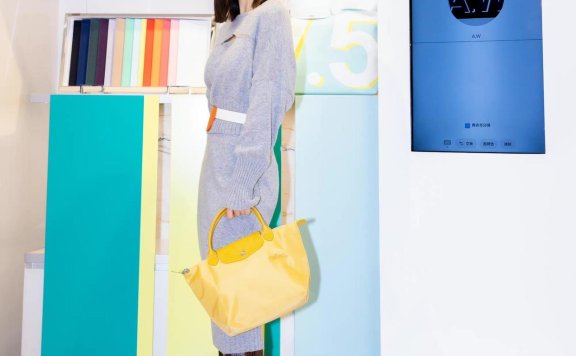 王子文气场全开!穿灰色针织套装显高显瘦还洋气