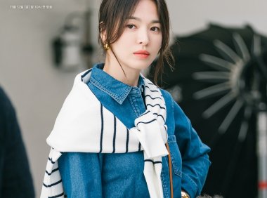 《现正分手中》的宋慧乔发型太好看,跟著烫颗慵懒“云朵烫”吧