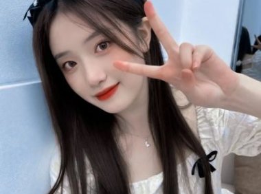 一个女人对你忽冷忽热说明什么