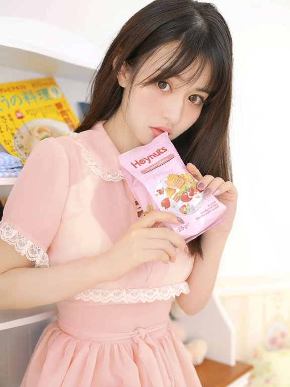 性感少女风公主裙反差魅力封面图片