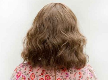 卷发毛躁蓬松如何打理