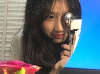 男生盯着你看超过5秒是什么情况 心理真实想法你要知道