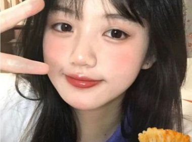 分手那天我挽回了八次 最后还是坚决放手了