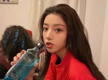 女孩眼睛漂亮有多重要