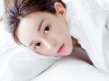 对女朋友做过最污的事 趁对方喝醉让她唱征服