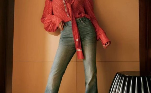 王紫璇港风穿搭气场高级,新造型太惊艳