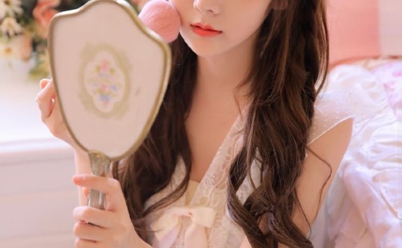 白丝少女蕾丝透视公主裙性感迷人写真图片