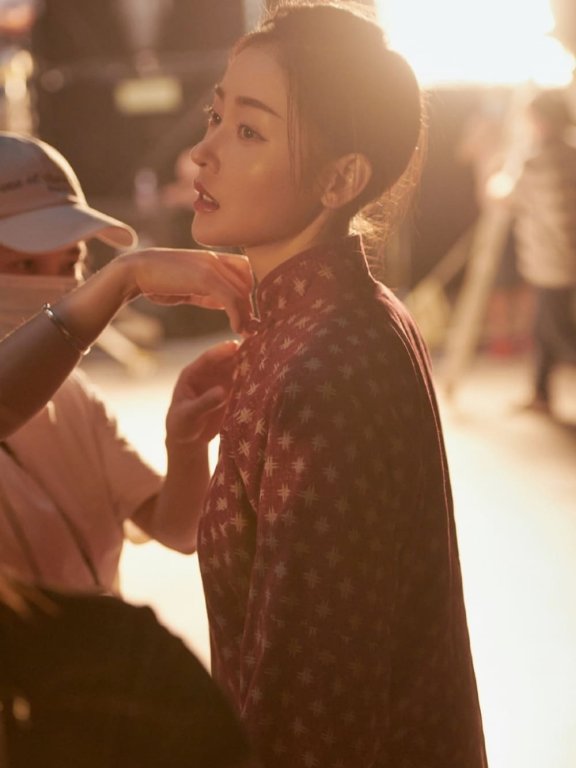 张天爱自然演绎农村女孩高清剧照图片