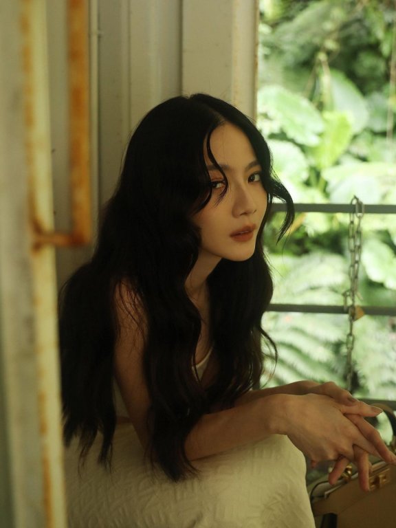 试试这款有神奇小脸效果的浪漫“人鱼卷”,长发短发都能完美驾驭