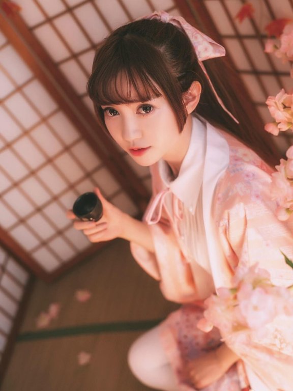 精致优雅日系风格美女目光清澈图片