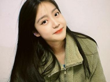 男友的脑回路不太对 居然喜欢在床上放满公仔