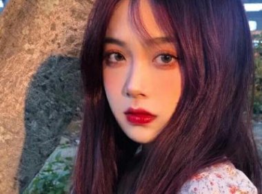 我和阿姨的风流事 我们在电影院竟做了这种事