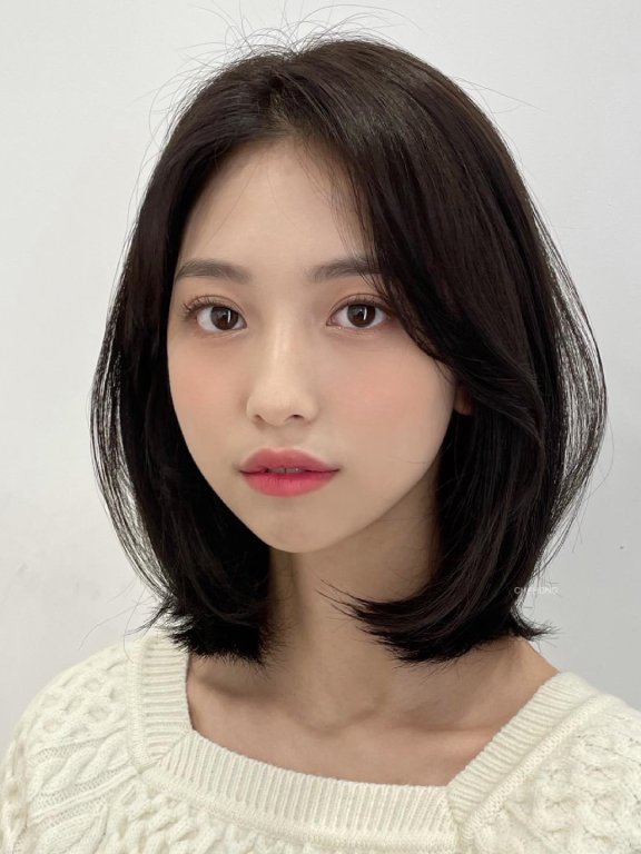 温柔又带点慵懒,本季懒人卷发就是这颗“蝴蝶烫”,长短发都能完美驾驭