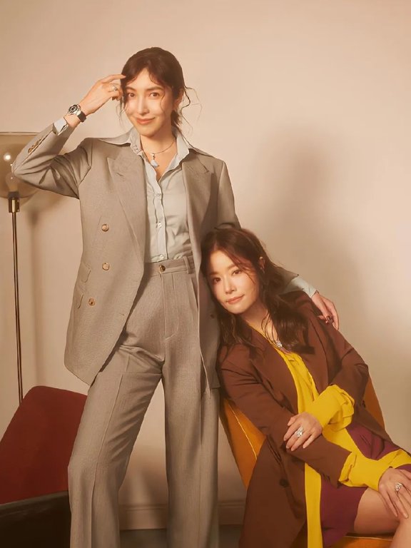 林心如杨谨华合影写真大秀长腿!两大美女性感魅力十足