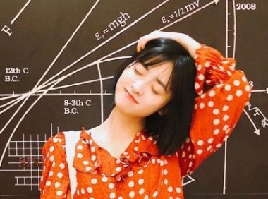 和对象最刺激的一次约会 我们在电影院躲人