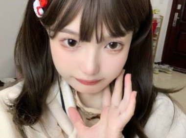 和老师同居的日子 原来她生活的不幸福