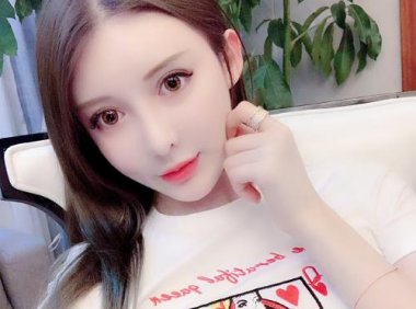 怎样让男人主动粘着你 四个小技巧须知