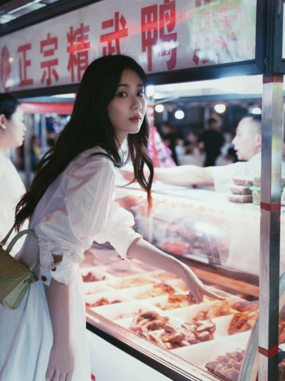 长发气质女神街拍图片