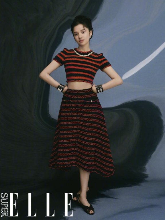 张婧仪酷美风格个性十足写真照片