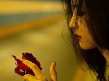 被催婚时的清醒发言 不合适也不勉强