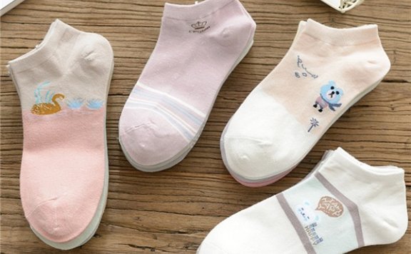 船袜适合什么鞋子 船袜穿鞋舒服吗