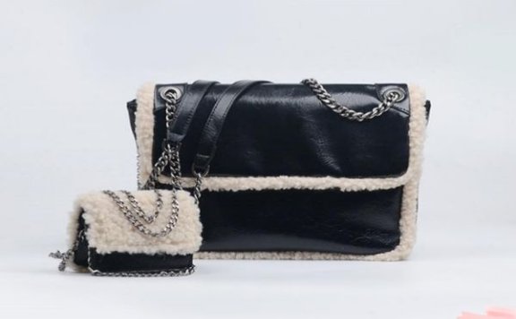 UR包包是什么档次 UR和小ck包哪个更好