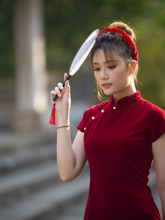 为什么旗袍很难穿得好看得体?