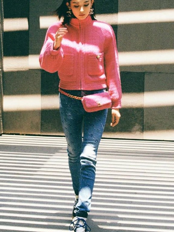 古力娜扎踩10厘米“牛屎鞋”出门,真是行走的衣架子