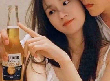 43岁女人的质问:多年的异地,我因丈夫找临时伴侣也出轨,错在哪