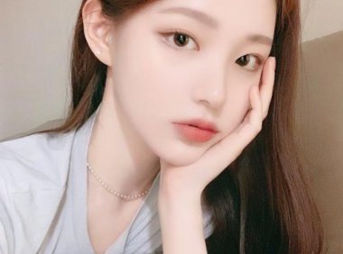 在办公室里我被老板威胁 我却没有能力反抗他