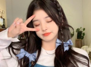 老保安的幸福人生 他有一个完美家庭