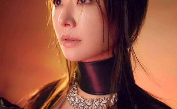 林心如写真超级靓丽！清丽脱俗依旧美艳动人