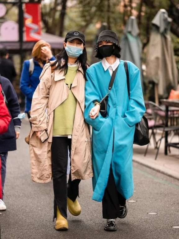 有气质的穿搭是什么样子的?看国内街拍衣着普通却显高级