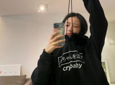 25岁美女销售捉奸小三后崩溃:出轨40岁离异女图她什么?